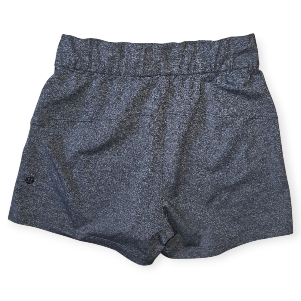 ❤️Lululemon Athletica Gray Shorts☆ - Picture 2 of 2
